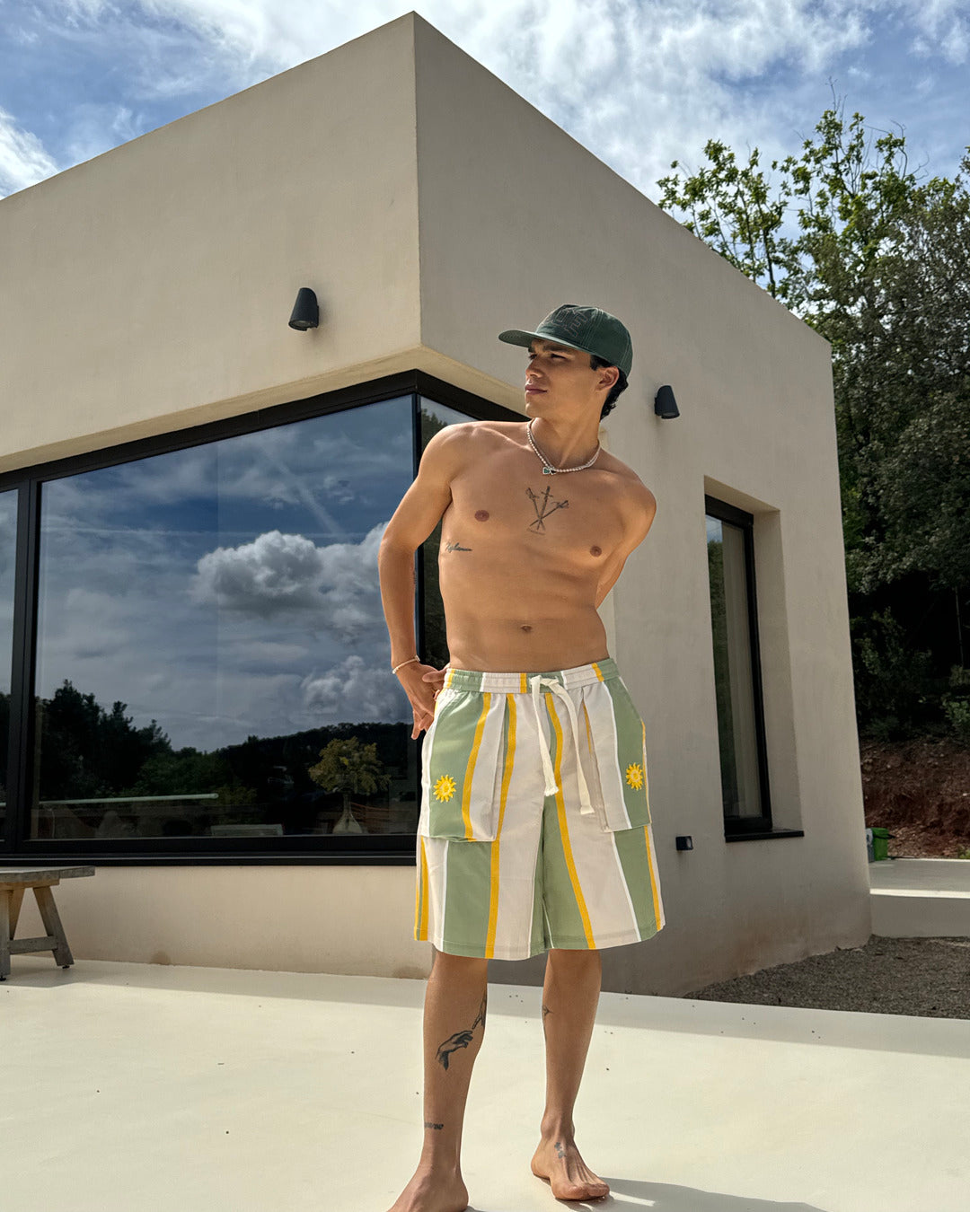 Esvedra Shorts Beige/Green
